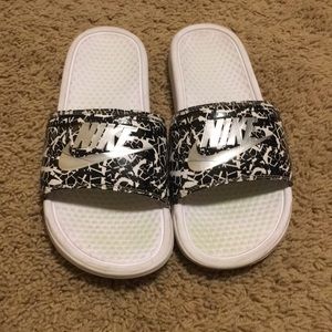 Nike slides